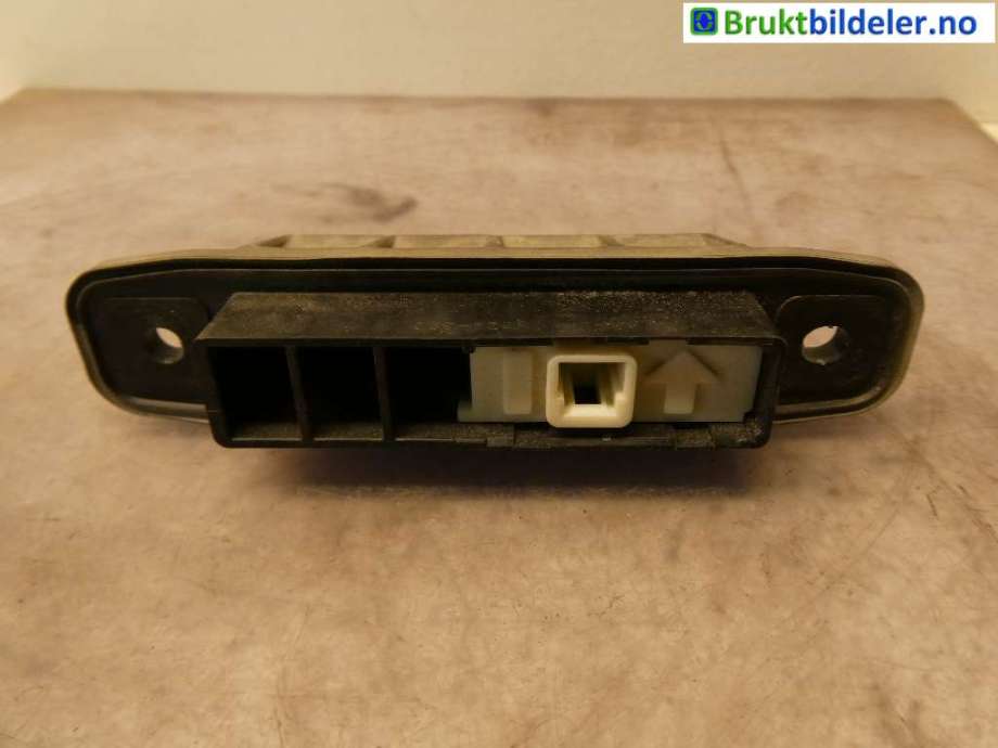 Bryter baklukeåpner til Toyota Verso, 2009-2016 (Type III) (TOYOTA|)