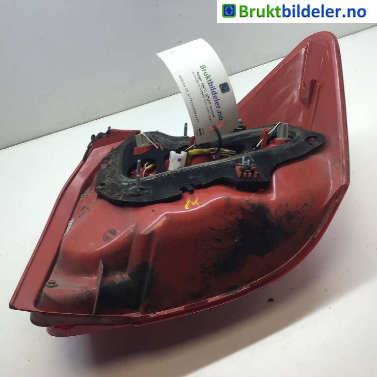 Baklykt venstre til Toyota Auris 2010-2012 (Type I, Fase 2)  (TOYOTA|81561-02540|)