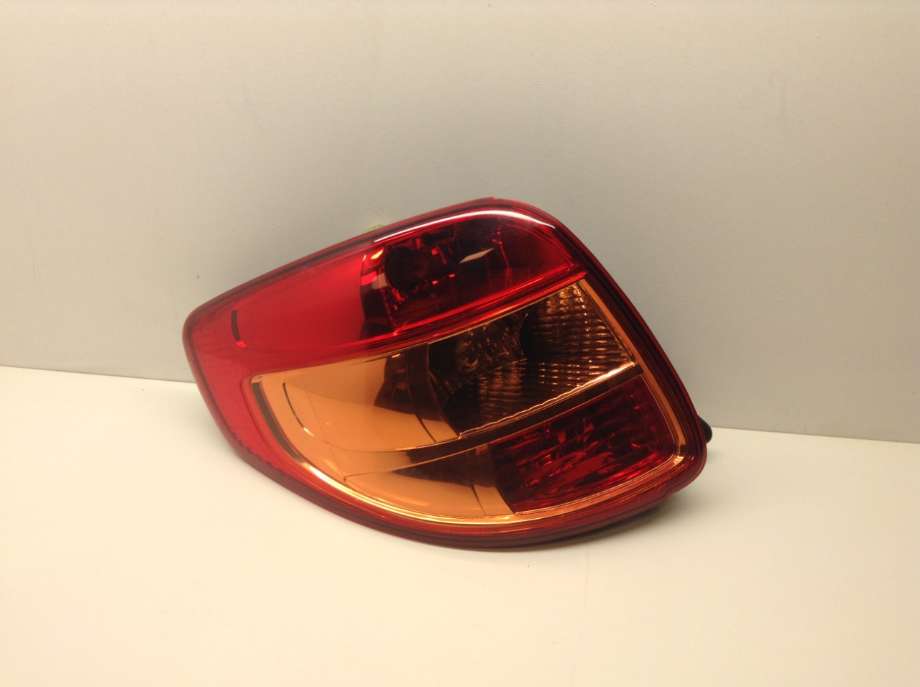 Baklykt venstre til Suzuki SX4, 2009-2013 (Type I, Fase 2)  (SUZUKI|3567079J00)