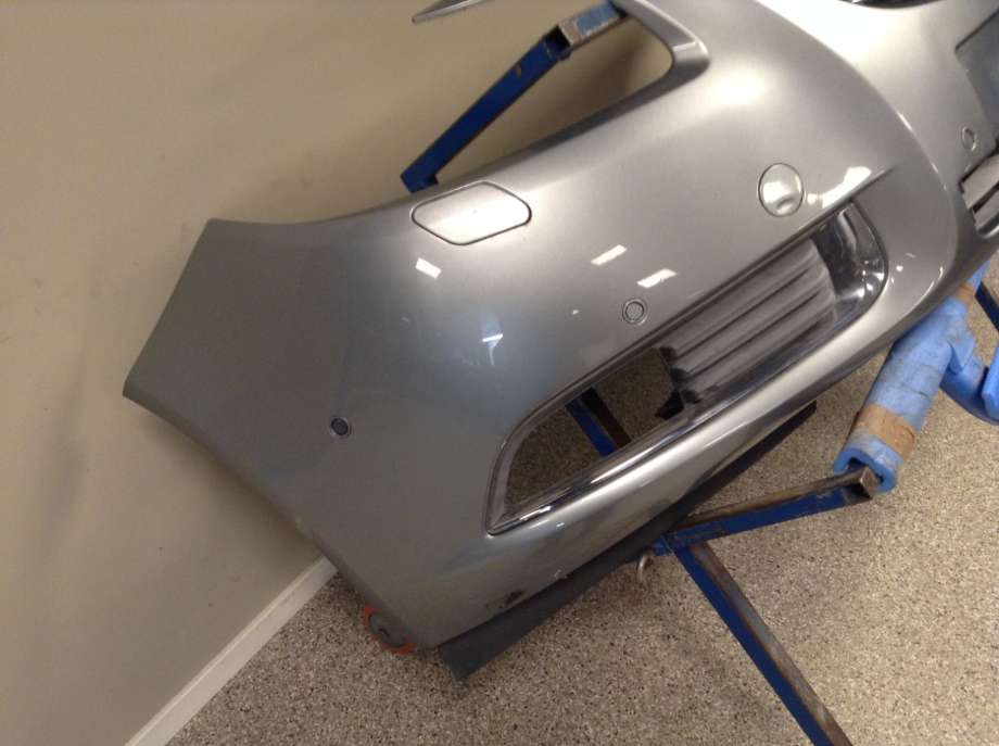 Støtfanger foran til Opel Insignia A 2009-2014  (OPEL|13277152||13269802)