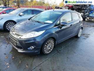 Frontlykt venstre halogen til Ford Fiesta, 2008-2012 (Type VI, Fase 1)  (FORD|)