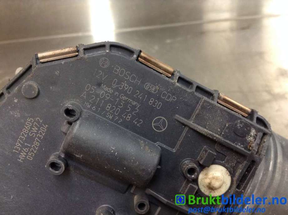 Viskermotor frontrute til Mercedes E-Klasse 2006-2009 (Fase 2) (W211) (W211) (MERCEDES|A 211 820 48 42|0 390 241 830|)