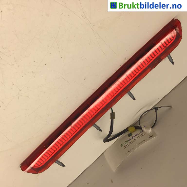 Baklykt bremselys bakrute til Kia Sorento, 2016-->> Type III  (KIA|92700-C5000)
