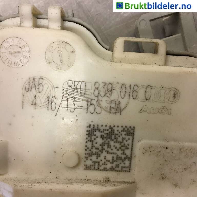 Låsekasse høyre til Audi A4, Allroad 2009-2016 (Type I) (B8) (B8) (AUDI|8K0 839 016 C|)