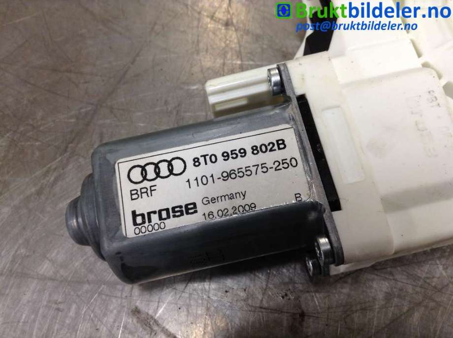 Ruteheis høyre foran til Audi A5 2007-2016 (Type I)  (AUDI|8T0 959 802 B|1101-965575-250|)