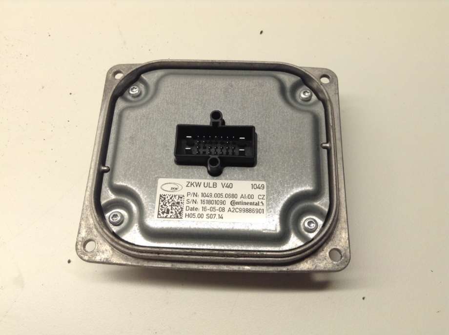 Styreenhet xenon/ballast til Volvo V40 2012-2019  (VOLVO|32228487|A2C99886901|1049 005 0680)