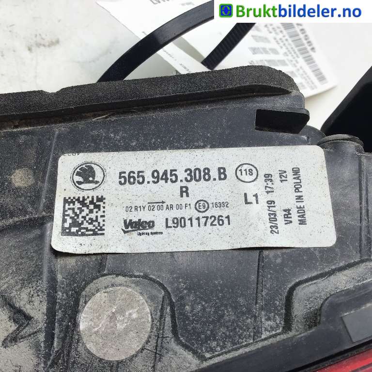 Baklykt høyre indre til Škoda Kodiaq 2017-->>  (SKODA|565 945 308 B|L90117261|)