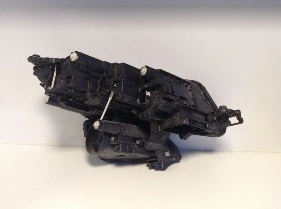 Frontlykt venstre halogen til Škoda Kodiaq 2017-->> (SKODA|566 941 015 F|1ZX 012 669-25|)
