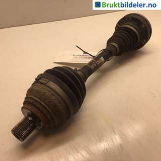 Drivaksel venstre foran til VW Caddy,   (VOLKSWAGEN|3AA 407 271)