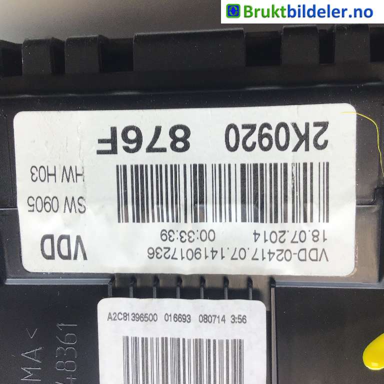 Instrumentpanel til VW Caddy 2010-2015 (Type III, Fase 2)  (VOLKSWAGEN|2K0 920 876 F|)