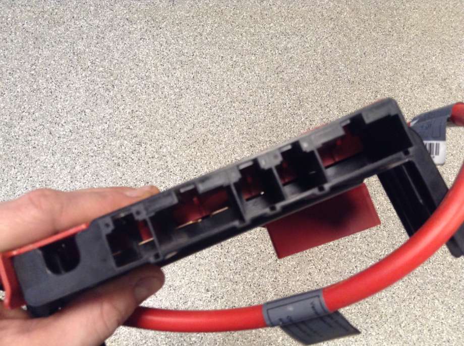 Sikringsboks til BMW 3-Serie 2005-2011 (E90/E91/E92/E93) (E90/E91/E92/E93) (BMW|61 14 6 936 653-10|)