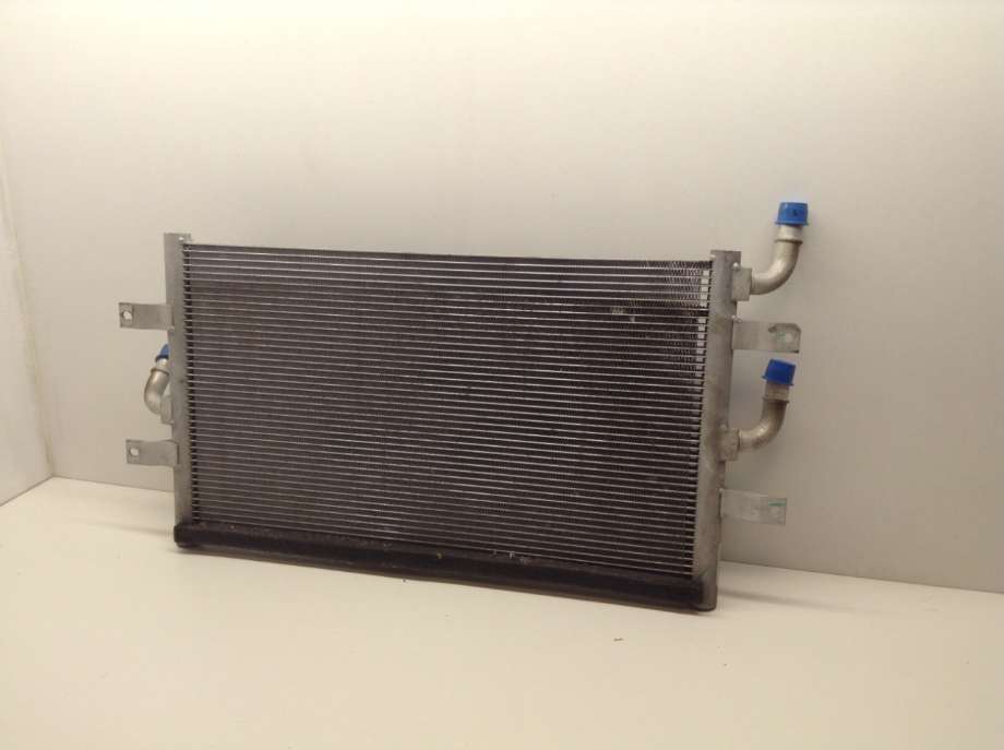 Radiator (automat gir) til XPeng P7 2021-->> (XPENG|2380100ED1-00-04|)