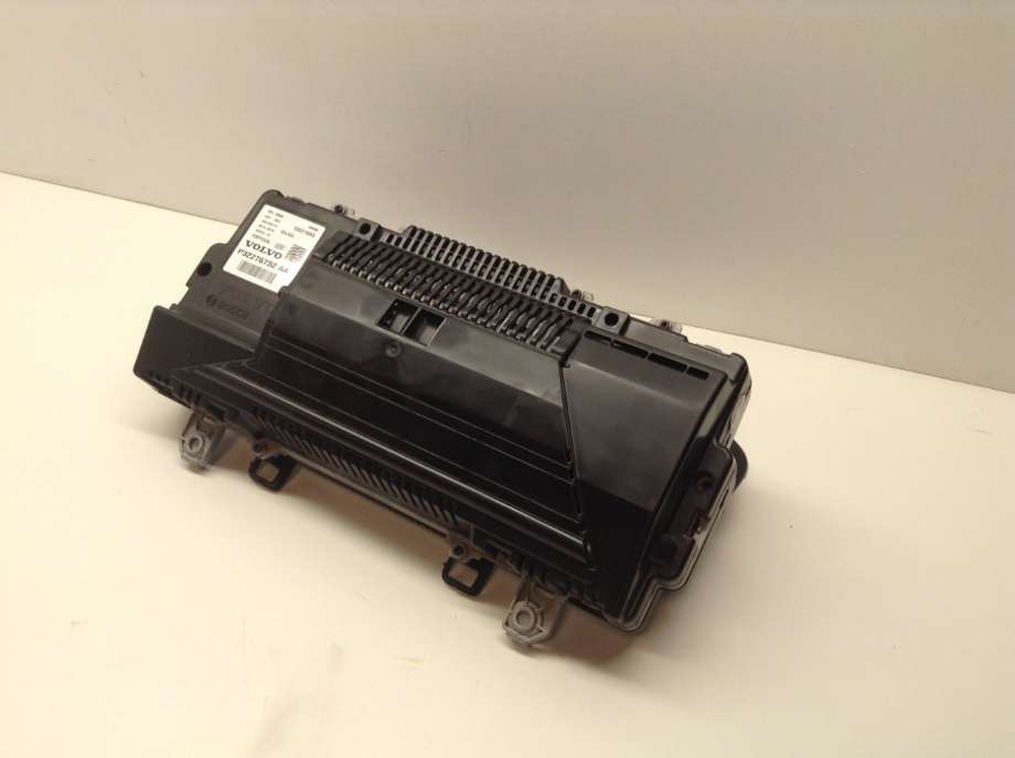 Instrumentpanel til Volvo XC90 2015-2025 (Type II)  (VOLVO|32276752 AA|0 263 719 345|)