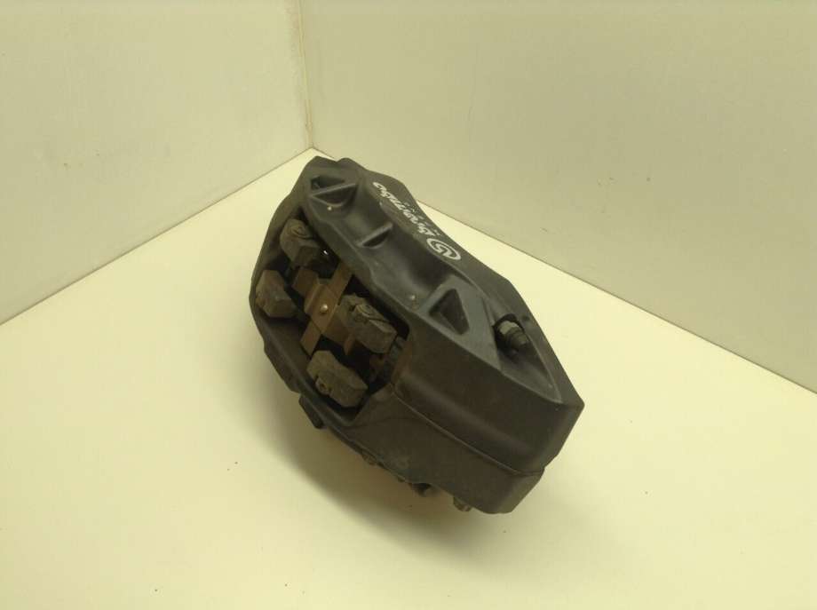Bremsecaliper venstre foran til XPeng P7, 2021-->>  (XPENG|3510110ED1-00-05)
