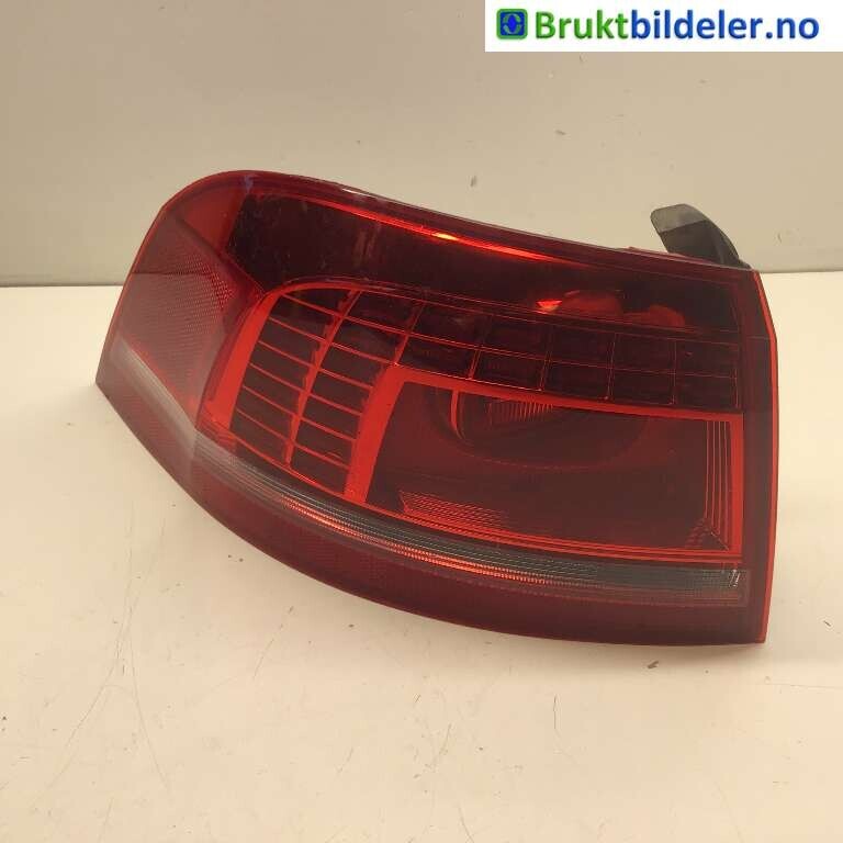 Baklykt venstre til VW Passat, 2011-2015 (B7) (B7) (VOLKSWAGEN|3AF 945 207 B)