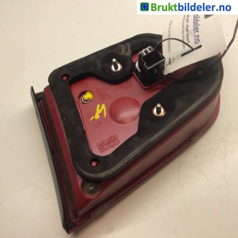 Baklykt venstre indre til VW Passat 2011-2015 (B7) (B7) (VOLKSWAGEN|3AF 945 307 E|)