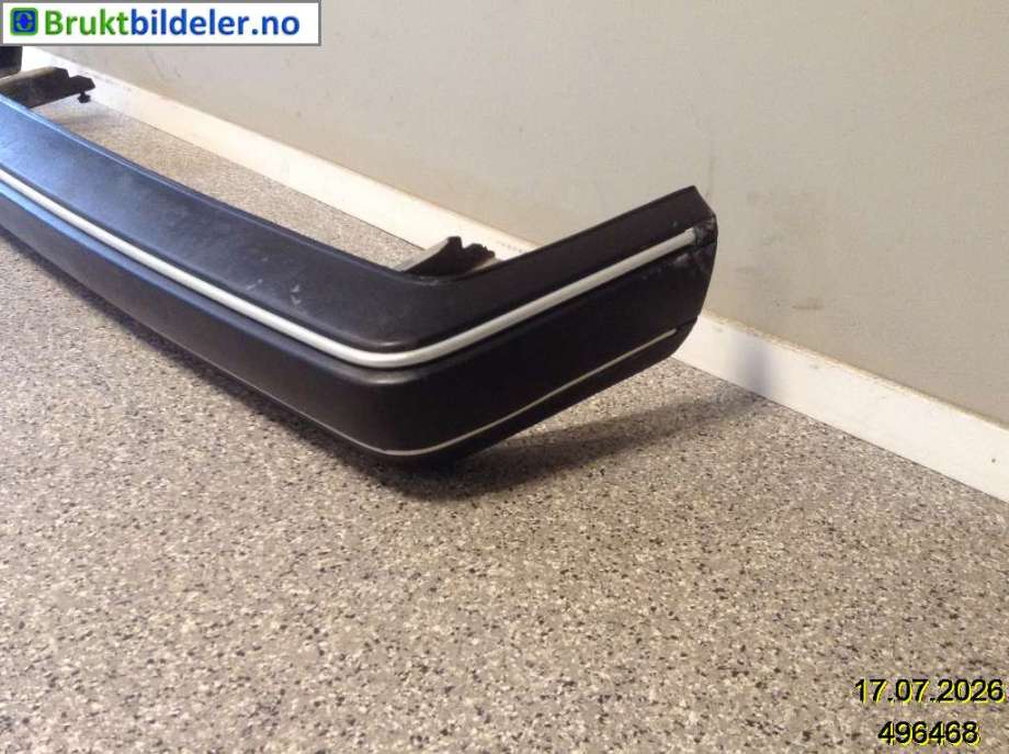 Støtfanger bak til VW Golf II 1984-1991  (VOLKSWAGEN|165 807 301|)