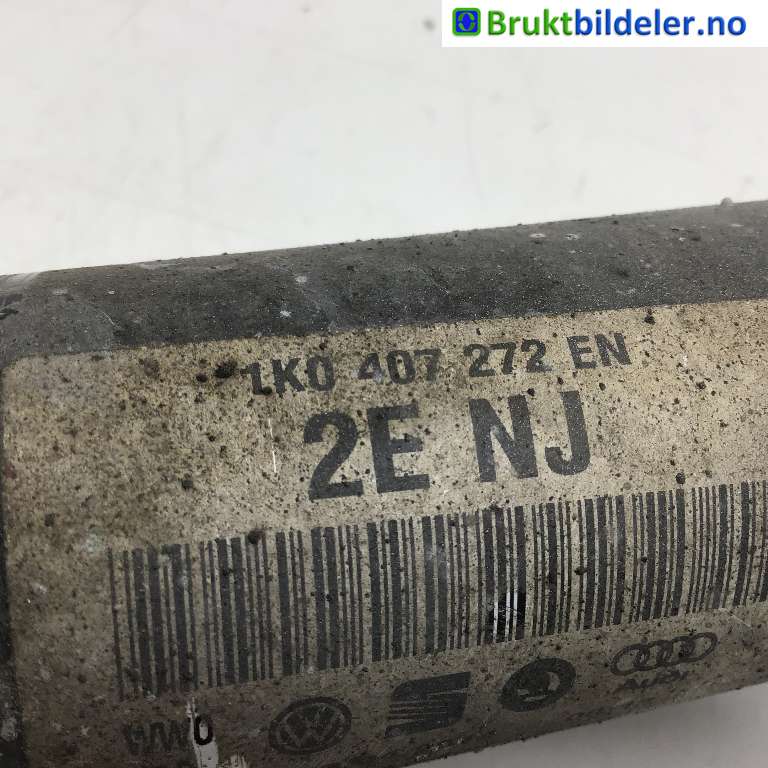 Drivaksel høyre foran til VW Passat 2011-2015 (B7) (B7) (VOLKSWAGEN|1K0 407 272 EN|)
