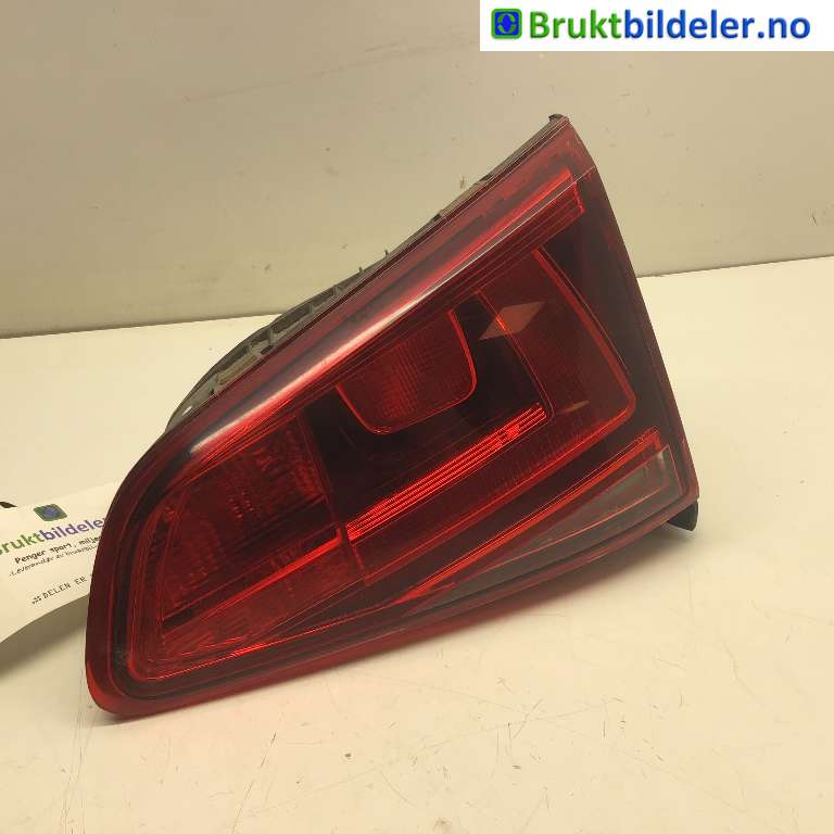 Baklykt høyre indre til VW Golf VII, 2012-2017 (Fase 1) (VOLKSWAGEN|5G0 945 094 AE)