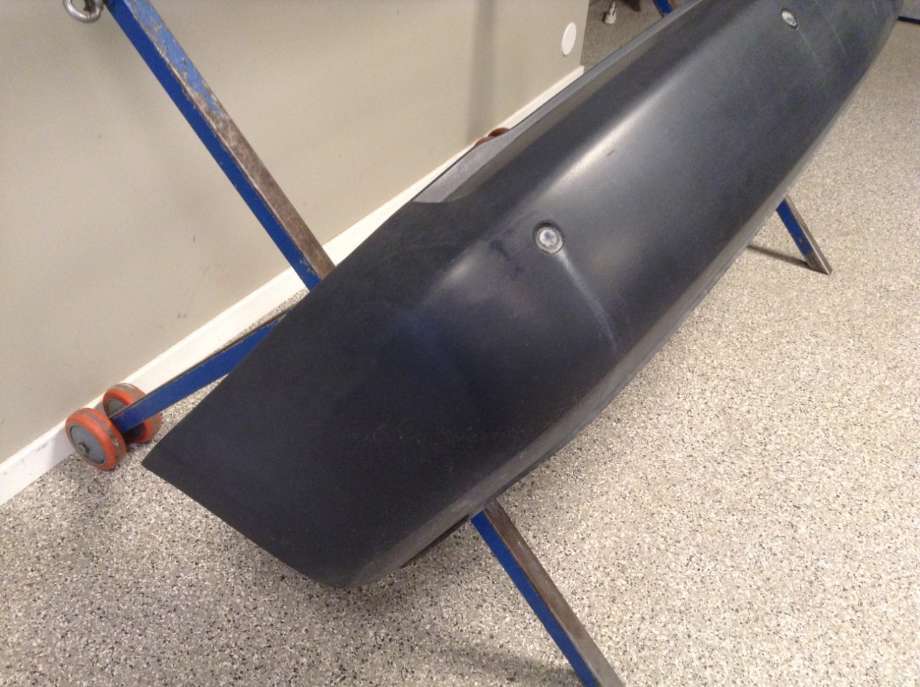 Støtfanger bak til VW Caddy 2010-2015 (Type III, Fase 2)  (VOLKSWAGEN|2K0 807 417 AG||2K0 807 305 H)