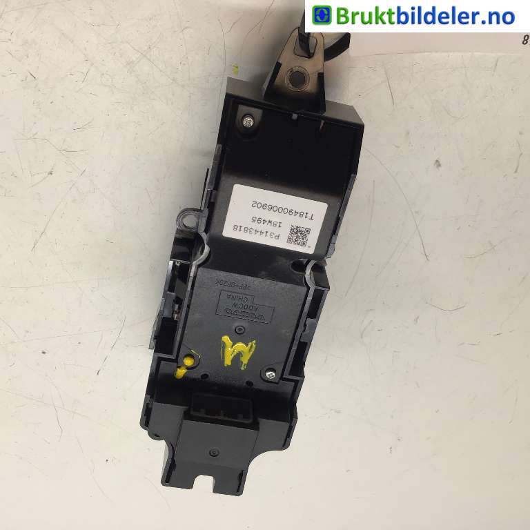 Bryter elektrisk håndbrekk/parkbrems til Volvo XC90 2015-2025 (Type II)  (VOLVO|31443818|T18490006902|)