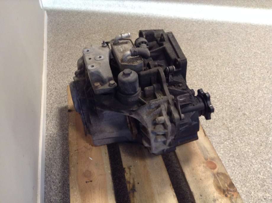 Girkasse automat til VW Golf VI 2008-2012  (VOLKSWAGEN|02E 300 057 N|NLN|)