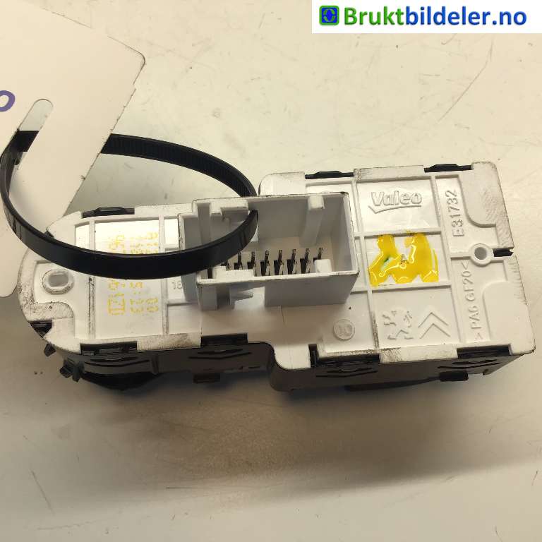 Bryter ruteheis til Toyota Proace 2016-->> (Type II)  (TOYOTA|SU001A3702|A12320|96784561ZD)