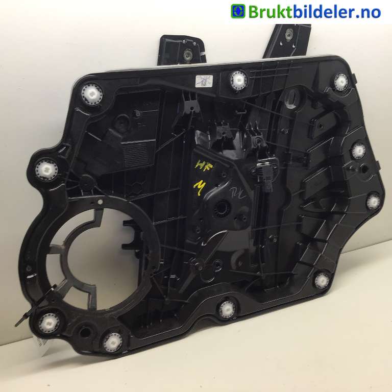 Ruteheis til Ford Puma, 2019-->>  (FORD|L1TB-S23208-CC)