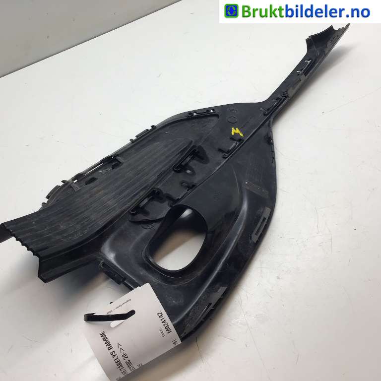 Frontlyktehus til Ford Puma 2019-->>  (FORD|L1TB-15B216-CE||L1TB-15A282-A)