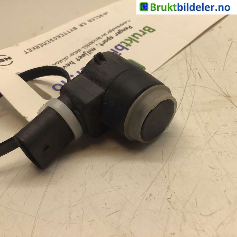 Parkeringssensor foran til Mercedes GL, 2012-2016 (Fase 1) (X166) (X166) (MERCEDES|A 212 542 00 18)