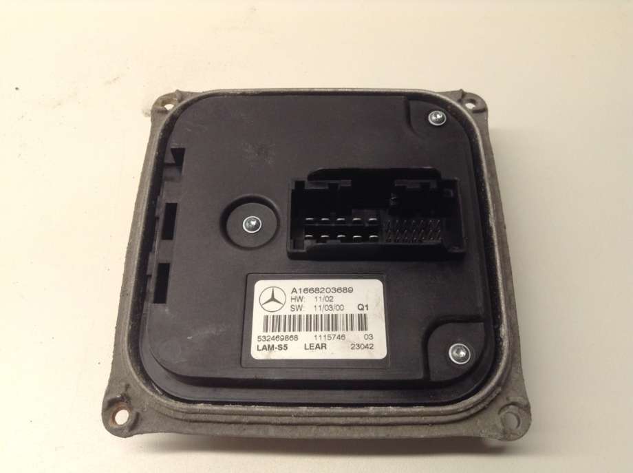 Styreenhet xenon/ballast til Mercedes GL 2012-2016 (Fase 1) (X166) (X166) (MERCEDES|A 166 820 36 89|532469868|)