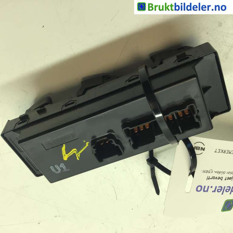 Bryter ruteheis til Nissan Navara 2016-->> (D23) (D23) (NISSAN|254014JG0B|)