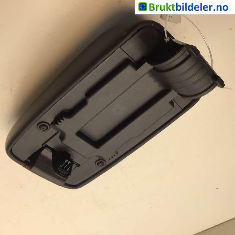 Sete armlene lokk til Ford Puma 2019-->> (FORD|L1BB-A056A07-CE1GIF|)