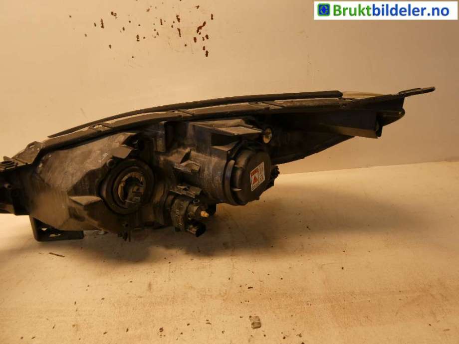 Frontlykt høyre xenon til Mazda 5 2011-2015 (Type II) (MAZDA|CG16-51-031C|)