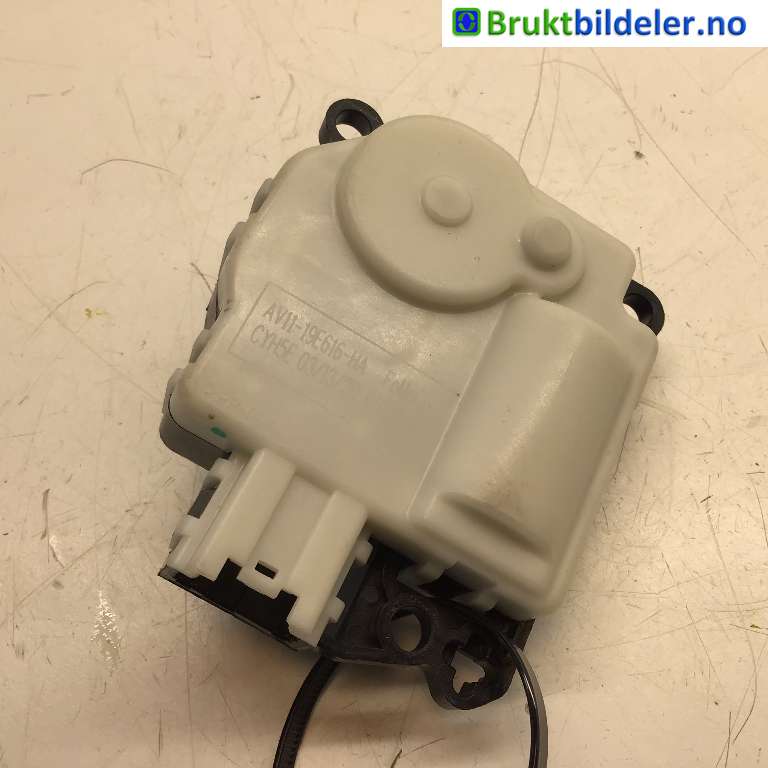 Varmeapparat diverse til Ford Puma 2019-->>  (FORD|AV11-19E616-HA|)