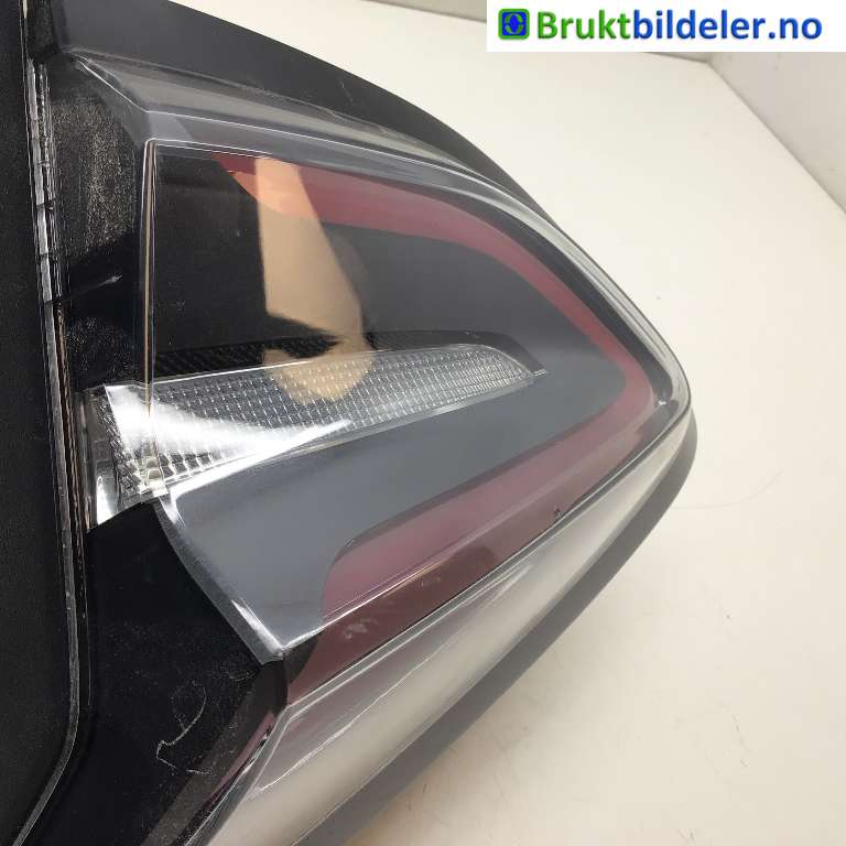 Baklykt høyre indre til Ford Puma 2019-->>  (FORD|L1TB-13A602-AA|)