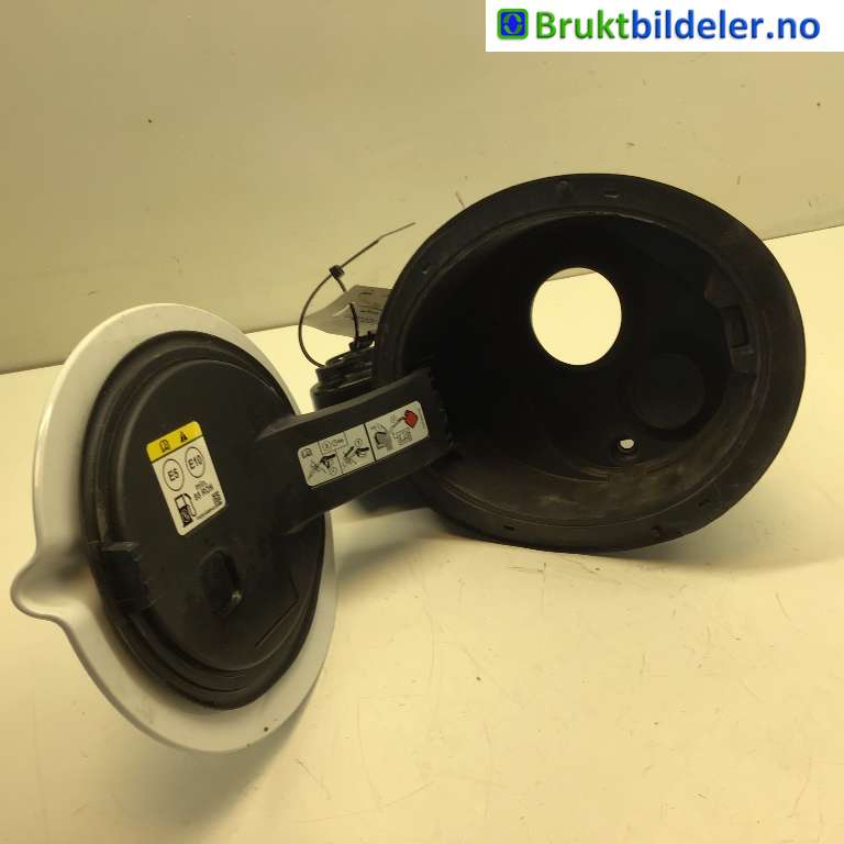 Tanklokk til Ford Puma 2019-->>  (FORD|L1TB-S27936-BA|)