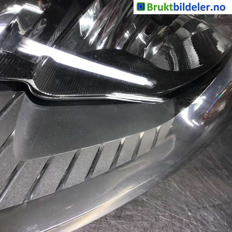 Frontlykt venstre halogen til Ford Mondeo 2011-2014 (Type IV, Fase 2)  (FORD|7S71-13101-EF|)