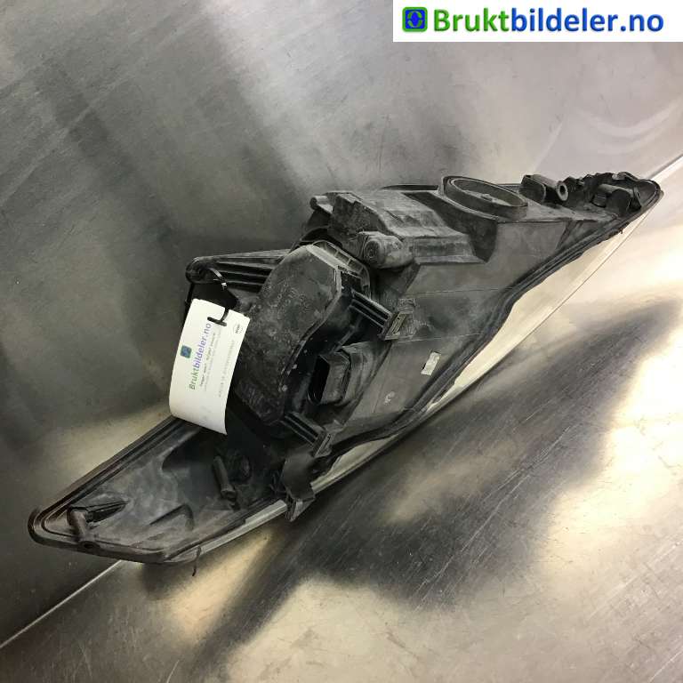 Frontlykt venstre halogen til Ford Mondeo 2011-2014 (Type IV, Fase 2)  (FORD|7S71-13101-EF|)