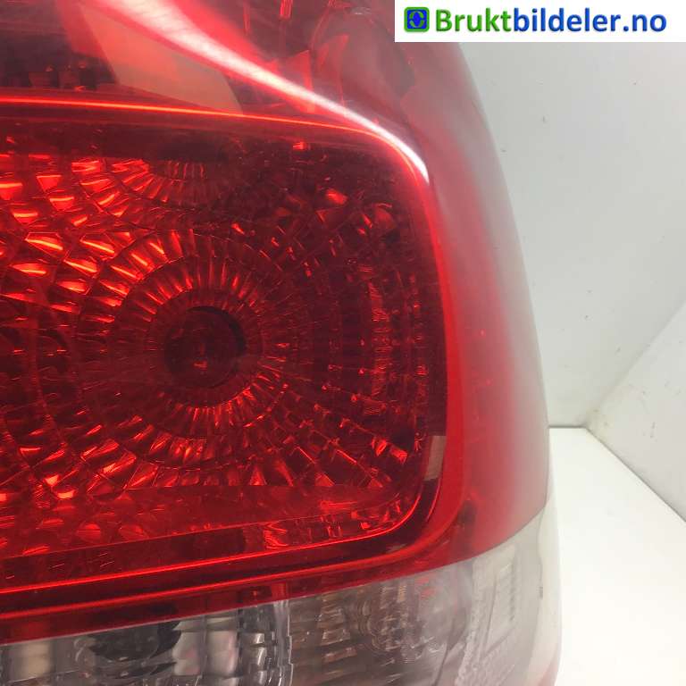 Baklykt høyre til VW Golf VI 2008-2012 (VOLKSWAGEN|1K9 945 096 F|)