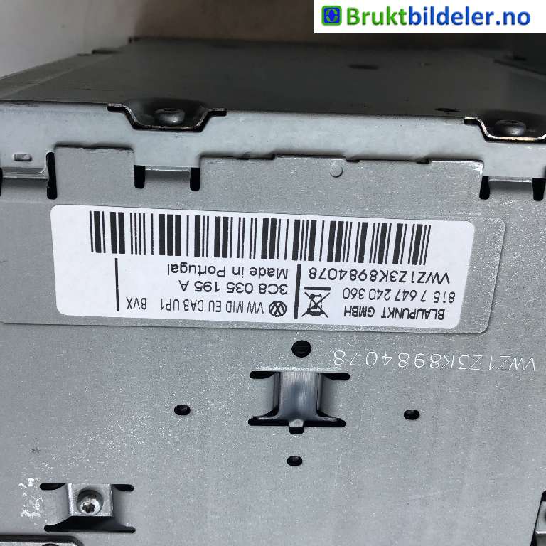 Bilstereo til VW Golf VI 2008-2012  (VOLKSWAGEN|3C8 035 195 A|815 7 647 239 360|)