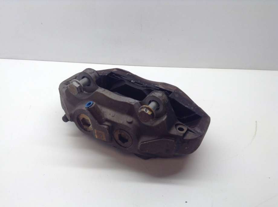 Bremsecaliper venstre foran til Mercedes EQC 2019-->> (MERCEDES|A 000 421 00 00|)