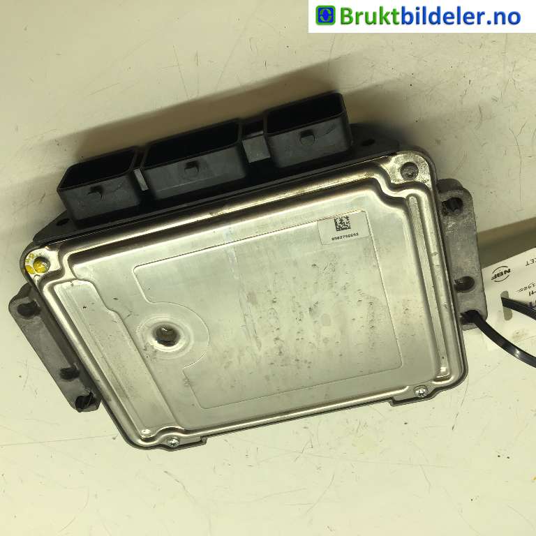 Styreenhet motor til Volvo V50 2007-2012 (Fase 2)  (VOLVO|31211076|0 281 011 775|4N51-12A650-BB)