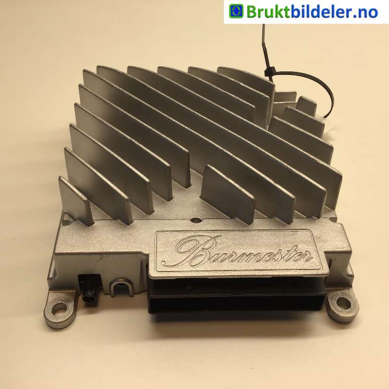 Bilstereo forsterker til Mercedes EQC 2019-->> (MERCEDES|A 167 900 82 15 /|7213044221|)
