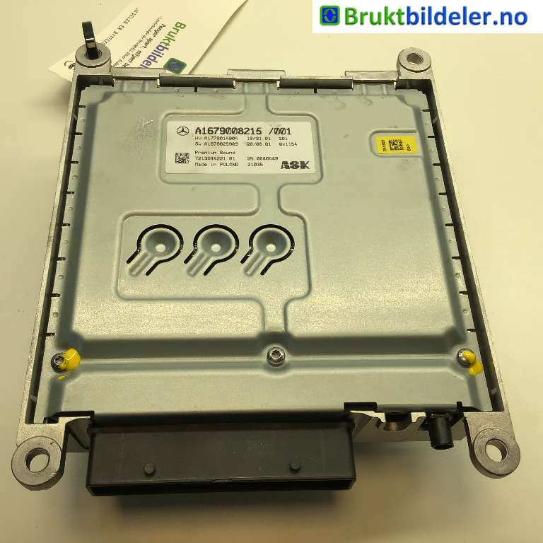 Bilstereo forsterker til Mercedes EQC 2019-->> (MERCEDES|A 167 900 82 15 /|7213044221|)