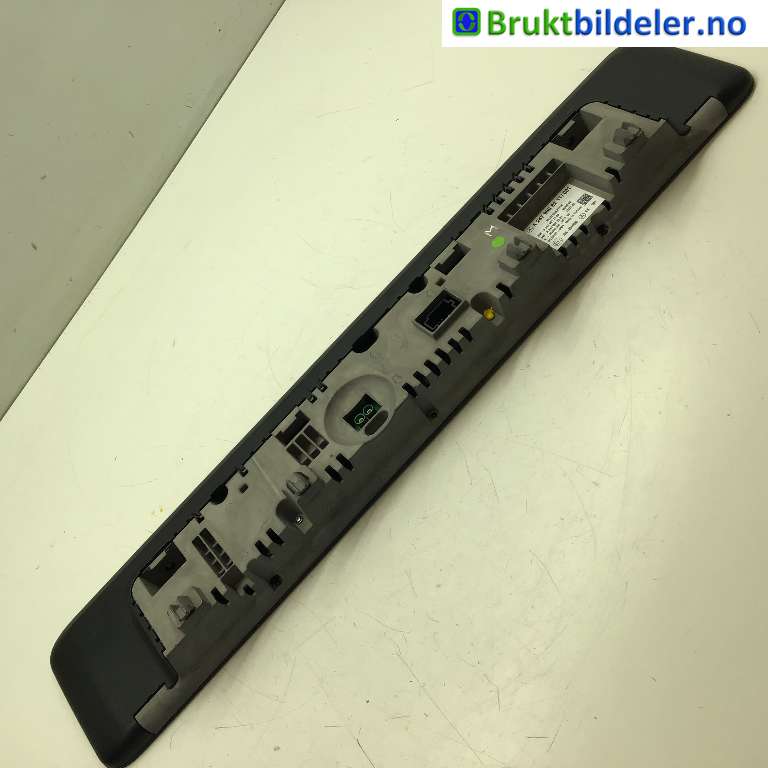Multimedia display (MCU - Media Controller Unit) til Mercedes EQC 2019-->> (MERCEDES|A 247 900 82 11 /|2012VI52A01776|)
