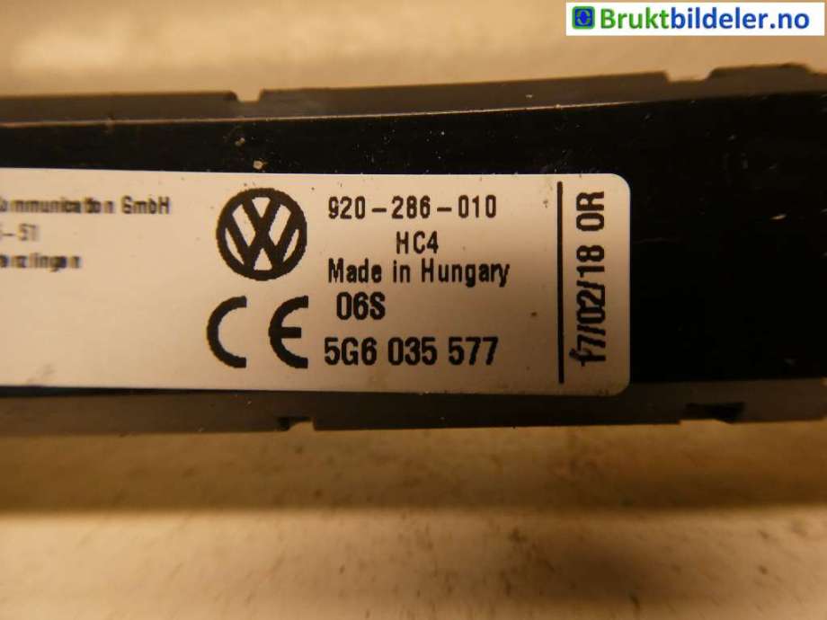 Antenne forsterker til VW e-Golf 2017-2020 (Fase 2)  (VOLKSWAGEN|5G6 035 577|)