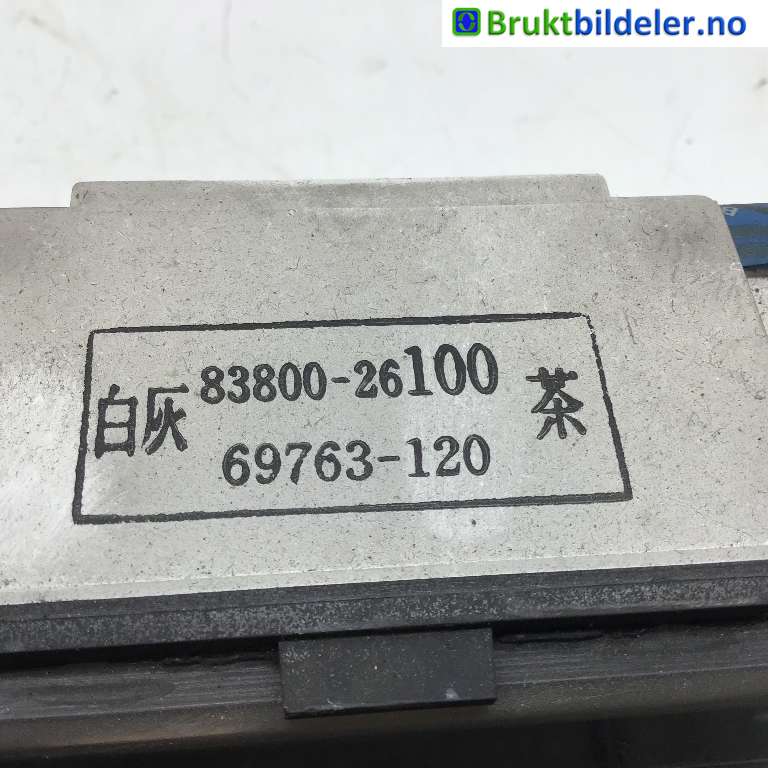Instrumentpanel til Toyota Hiace 1996-2001 (Fase 1)  (TOYOTA|83800-26100|69763-120|)