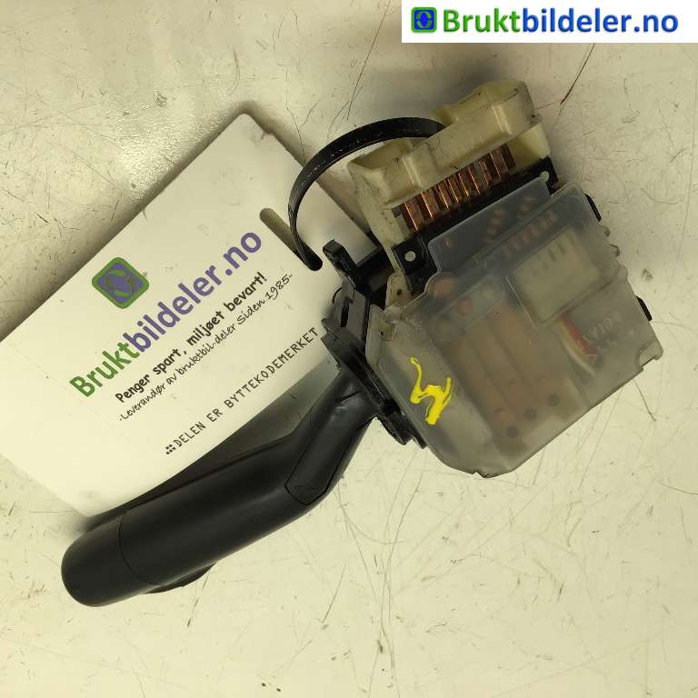 Bryter blink til Toyota Hiace 1996-2001 (Fase 1)  (TOYOTA|84140-26170|)