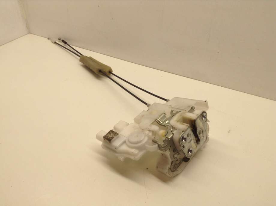 Låsekasse høyre foran til Subaru Legacy 2003-2007 (Type IV, Fase 1) (SUBARU|61031AG030|)